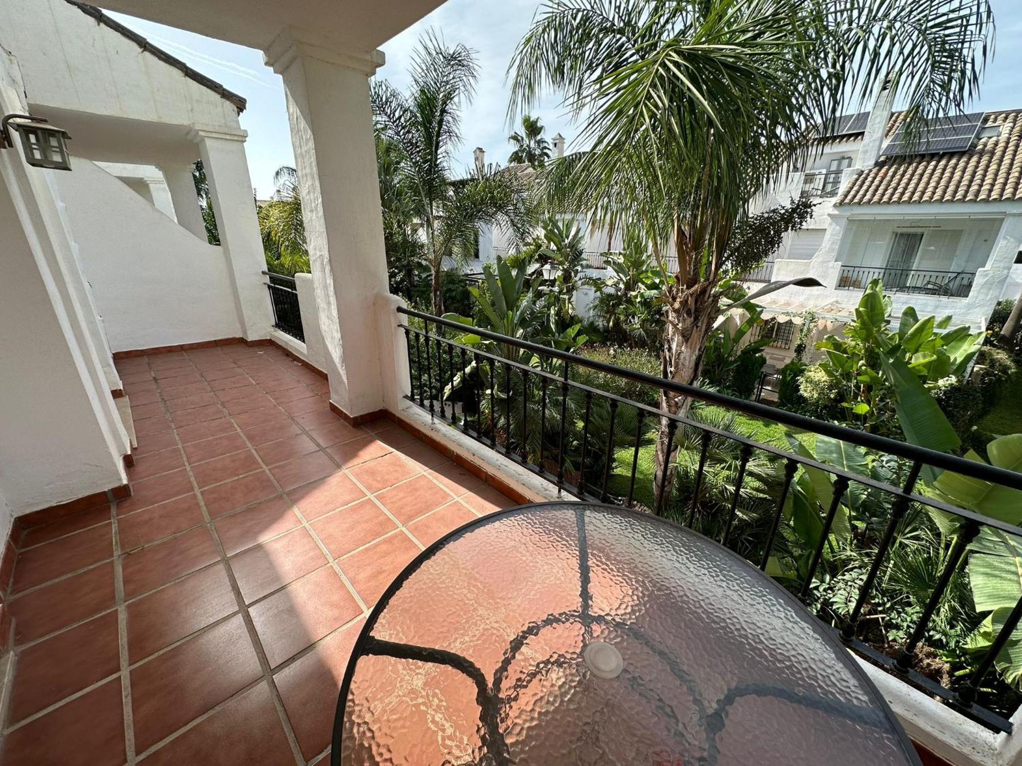 Apartamentos Naranjos Del Sol Marbella Eksteriør bilde