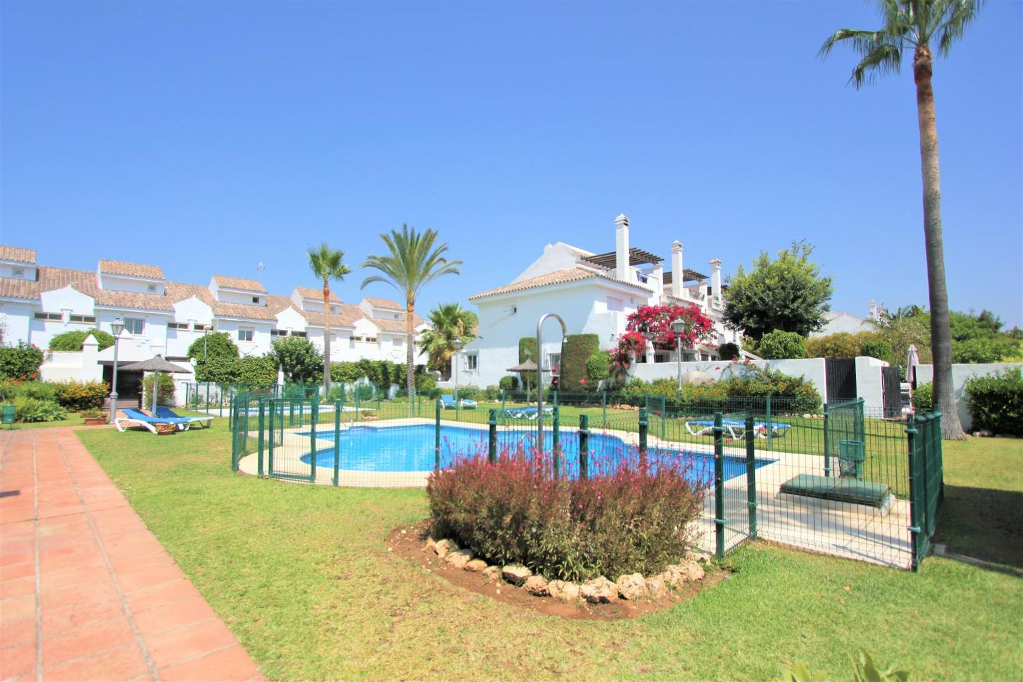 Apartamentos Naranjos Del Sol Marbella Eksteriør bilde