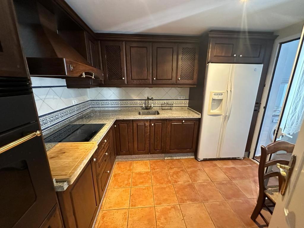 Apartamentos Naranjos Del Sol Marbella Eksteriør bilde