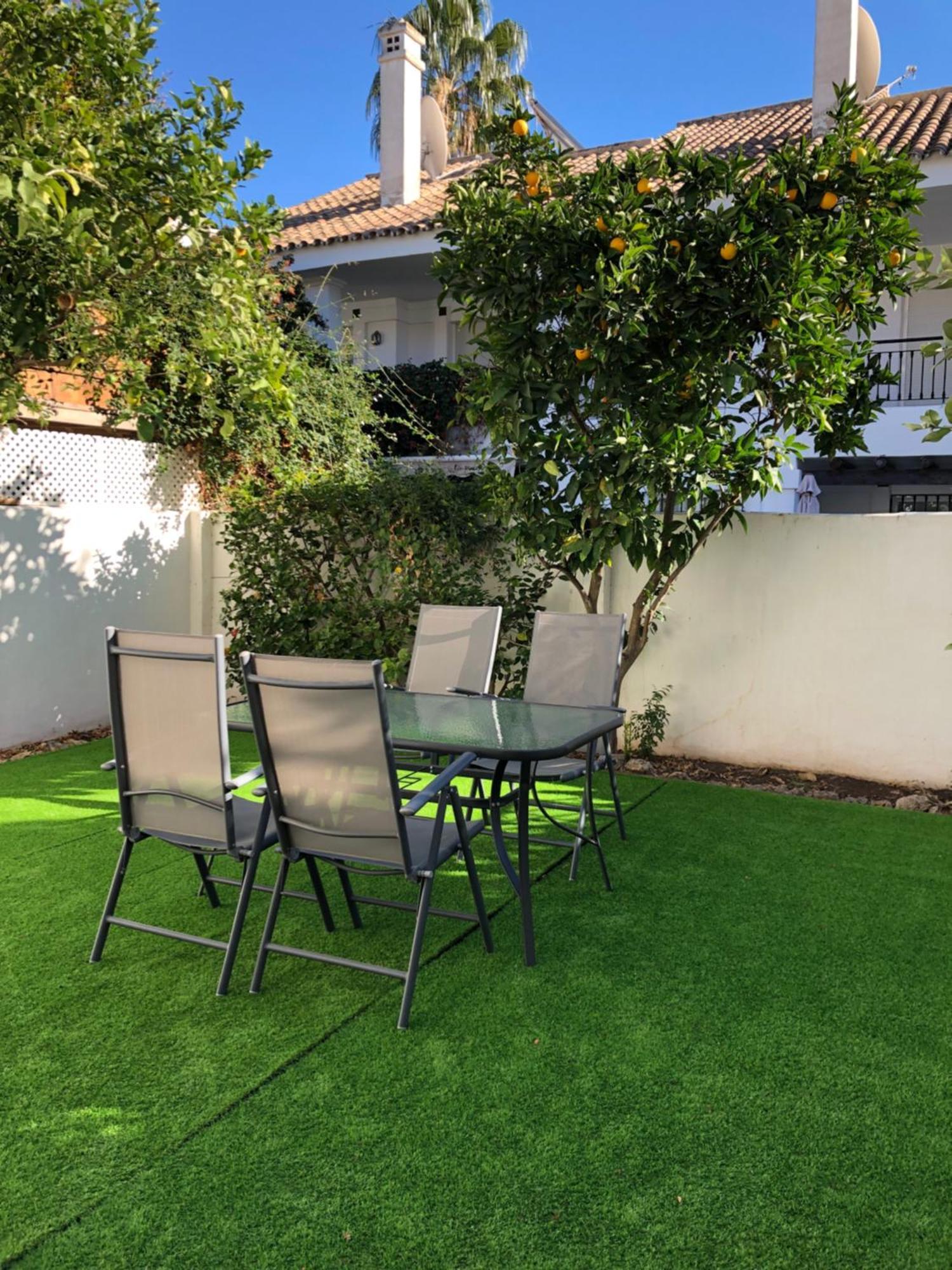 Apartamentos Naranjos Del Sol Marbella Eksteriør bilde