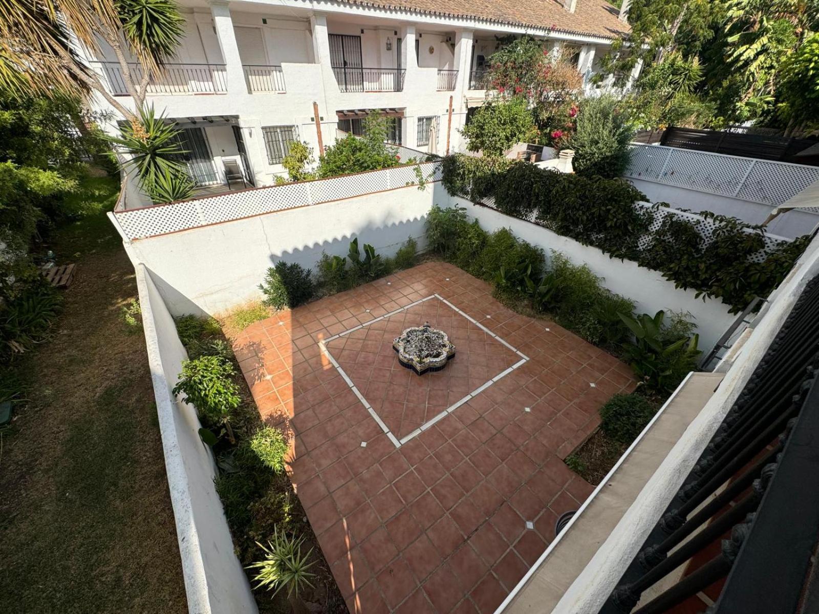 Apartamentos Naranjos Del Sol Marbella Eksteriør bilde